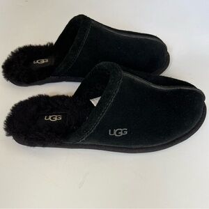 UGG 8 Logo Slippers Pearle UGGplush Scuff Suede Black Slip On Leather Wool